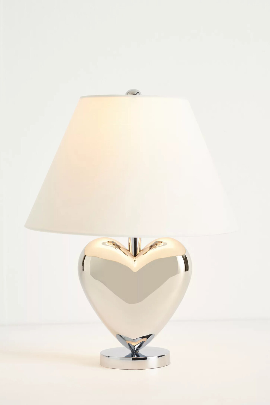 lámpara de mesa de corazón metálico amor