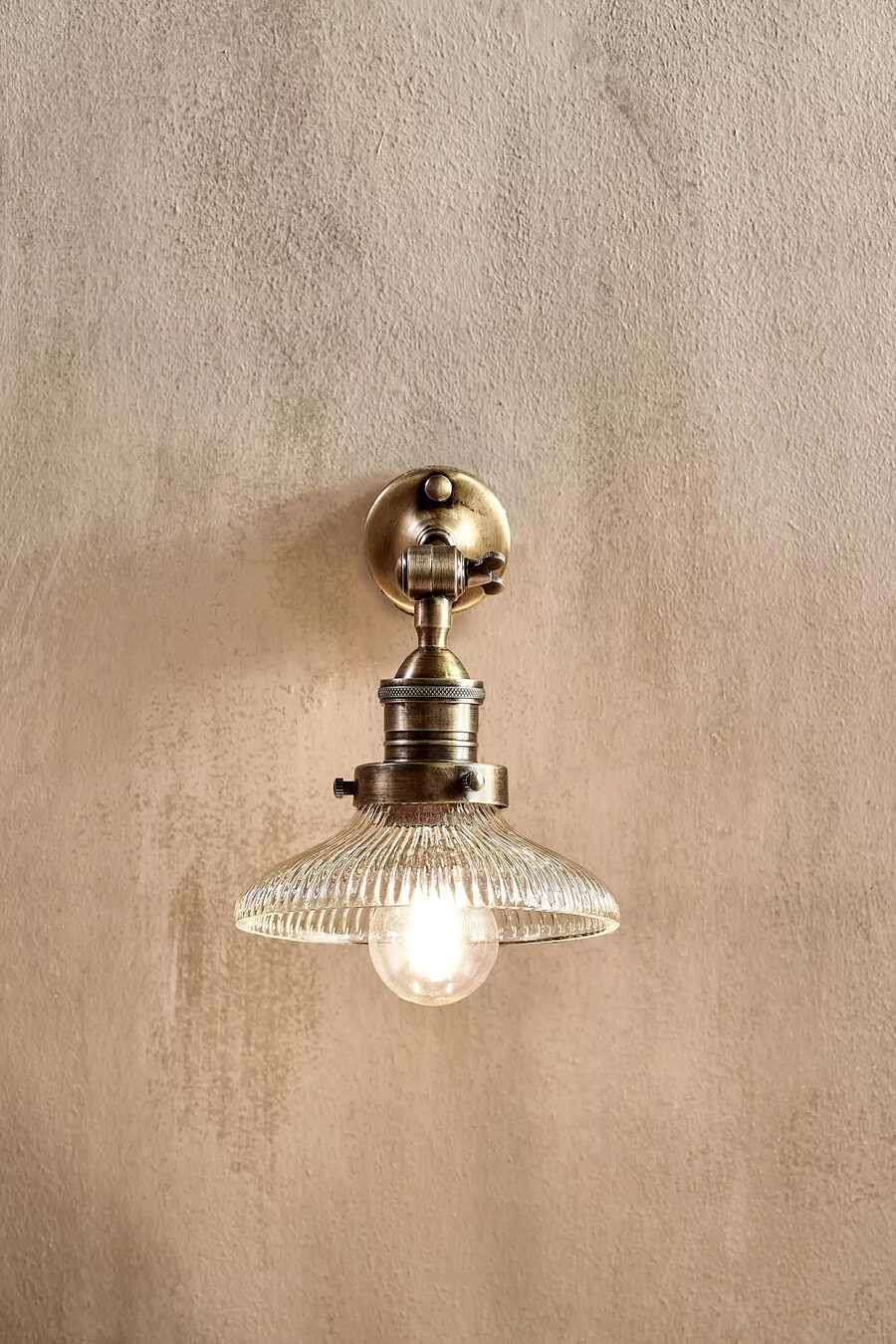 lámpara de pared de vidrio reciclado nkuku zowie