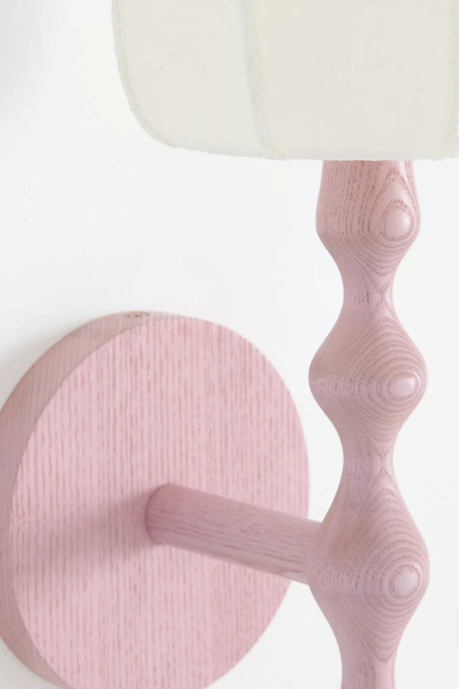 lámpara de pared de madera lala reimagined