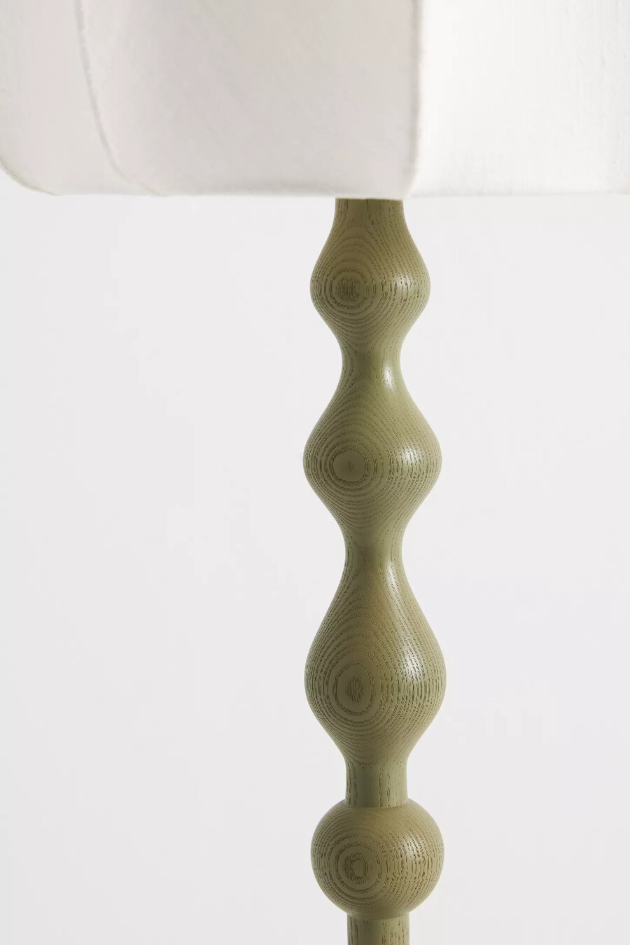 lámpara de mesa grande de madera lala reinventada