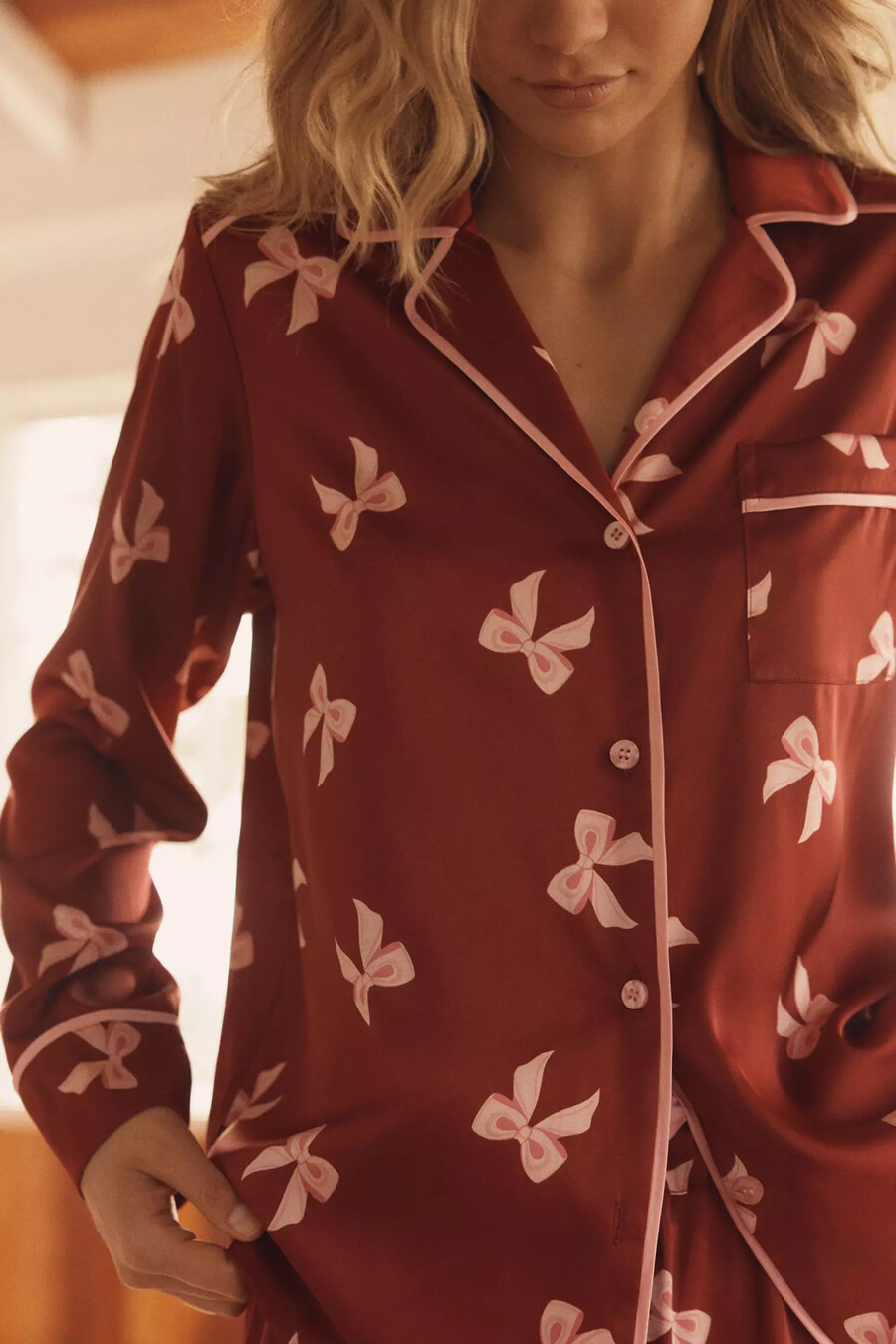 conjunto de pijama con top livy y pantalón connie de beach riot