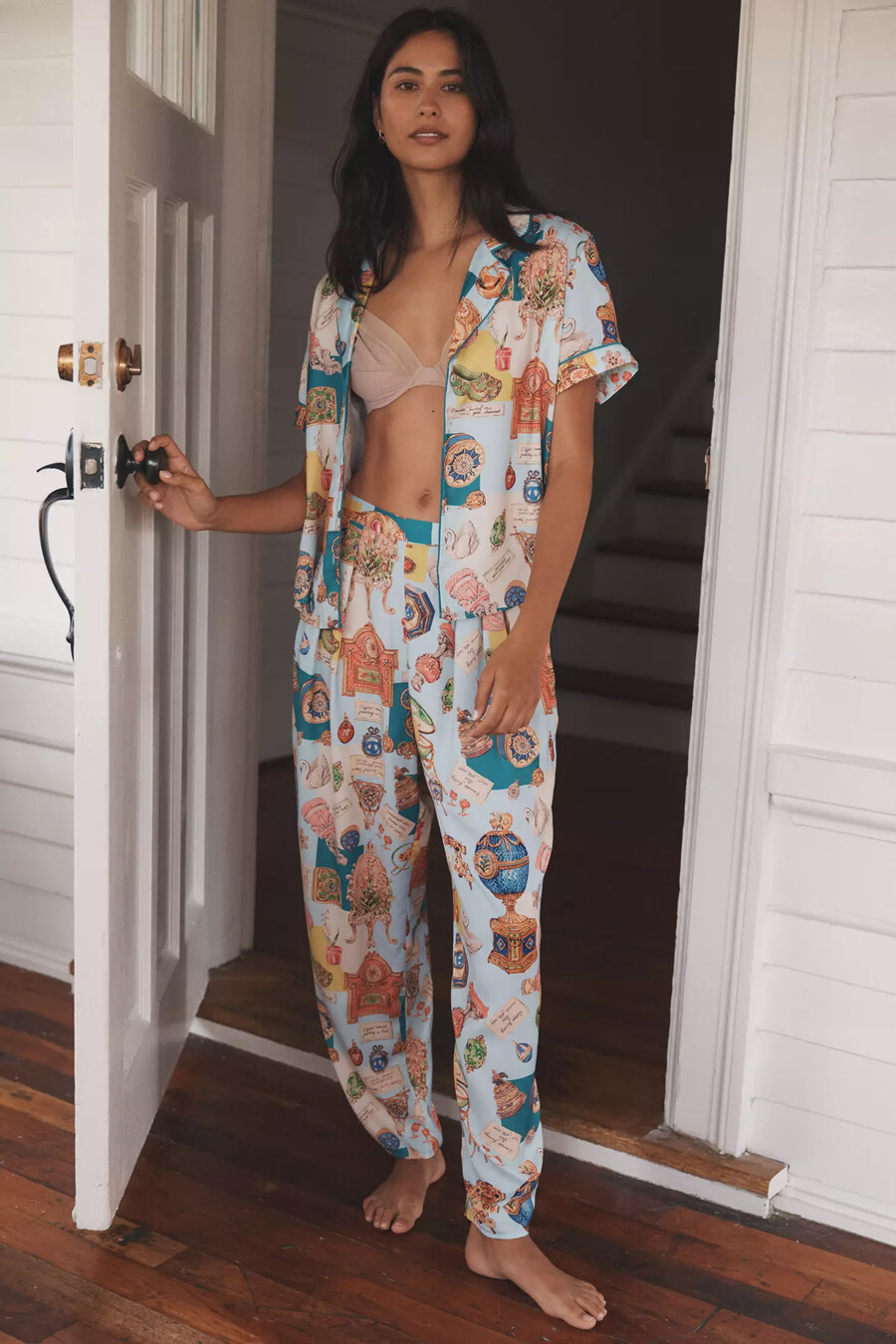 pantalones de pijama de seda con estampado de aves lilas
