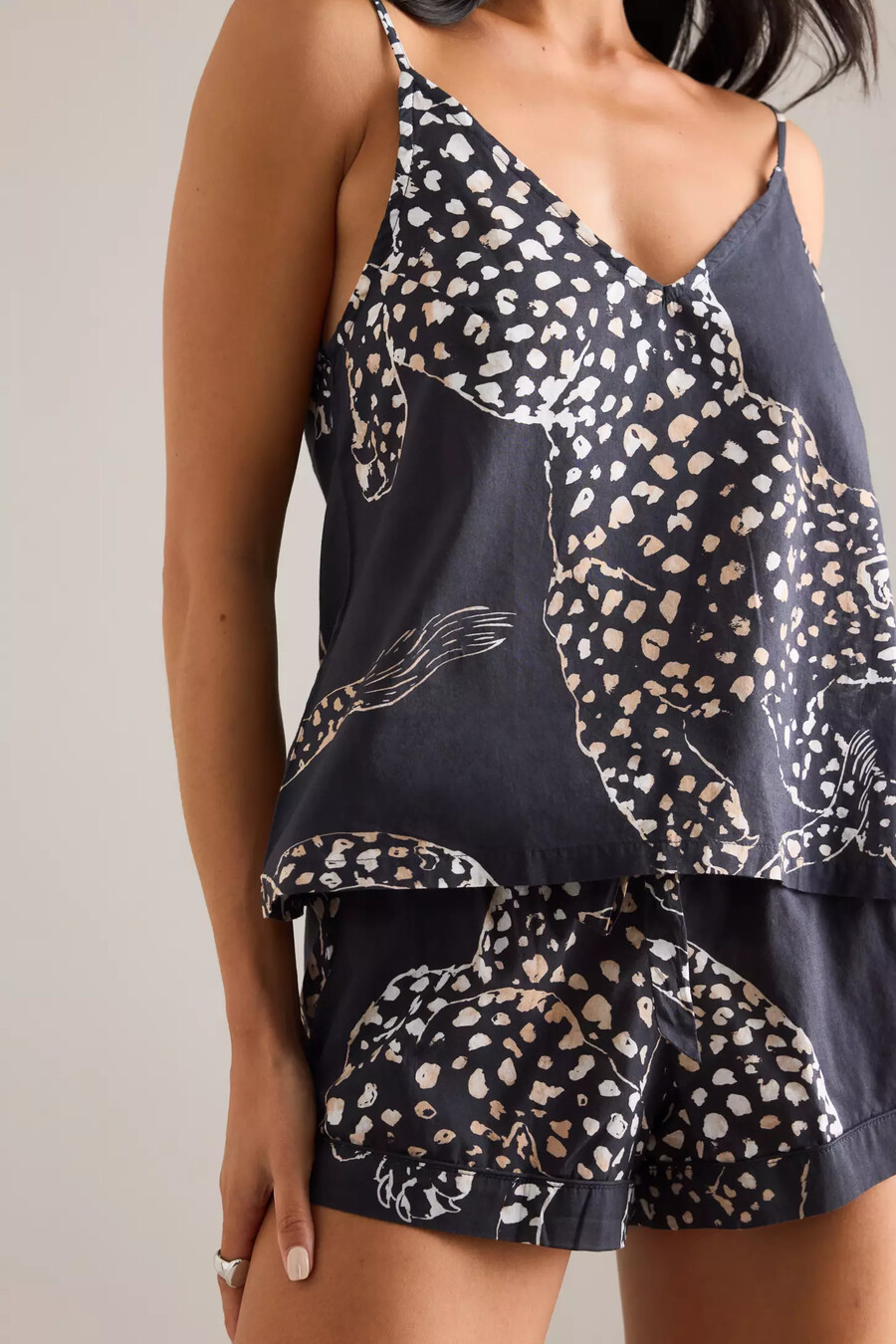 conjunto de pijama jaguar cami de desmond dempsey