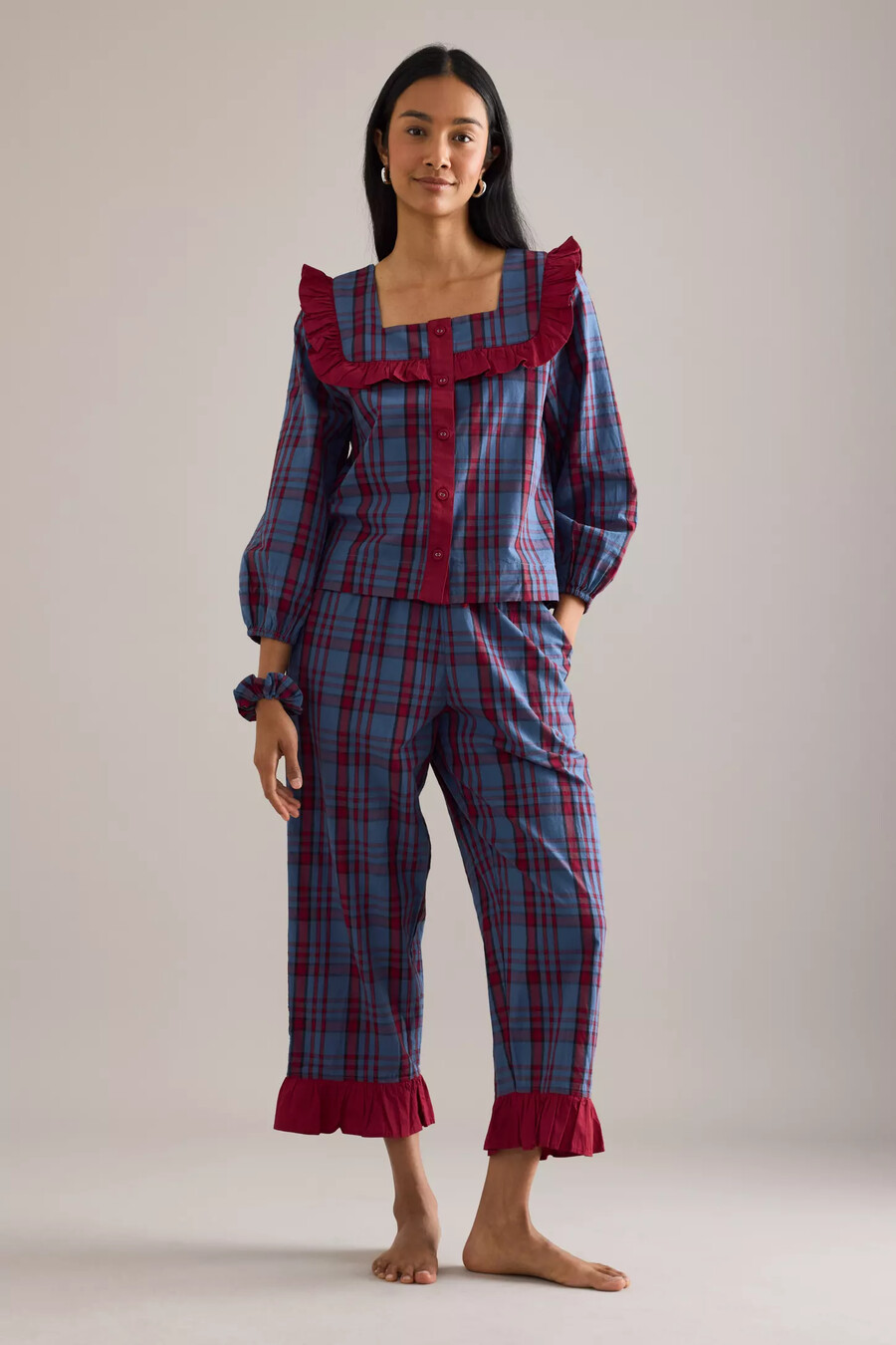 conjunto de pijama con volantes de tartán de tbco