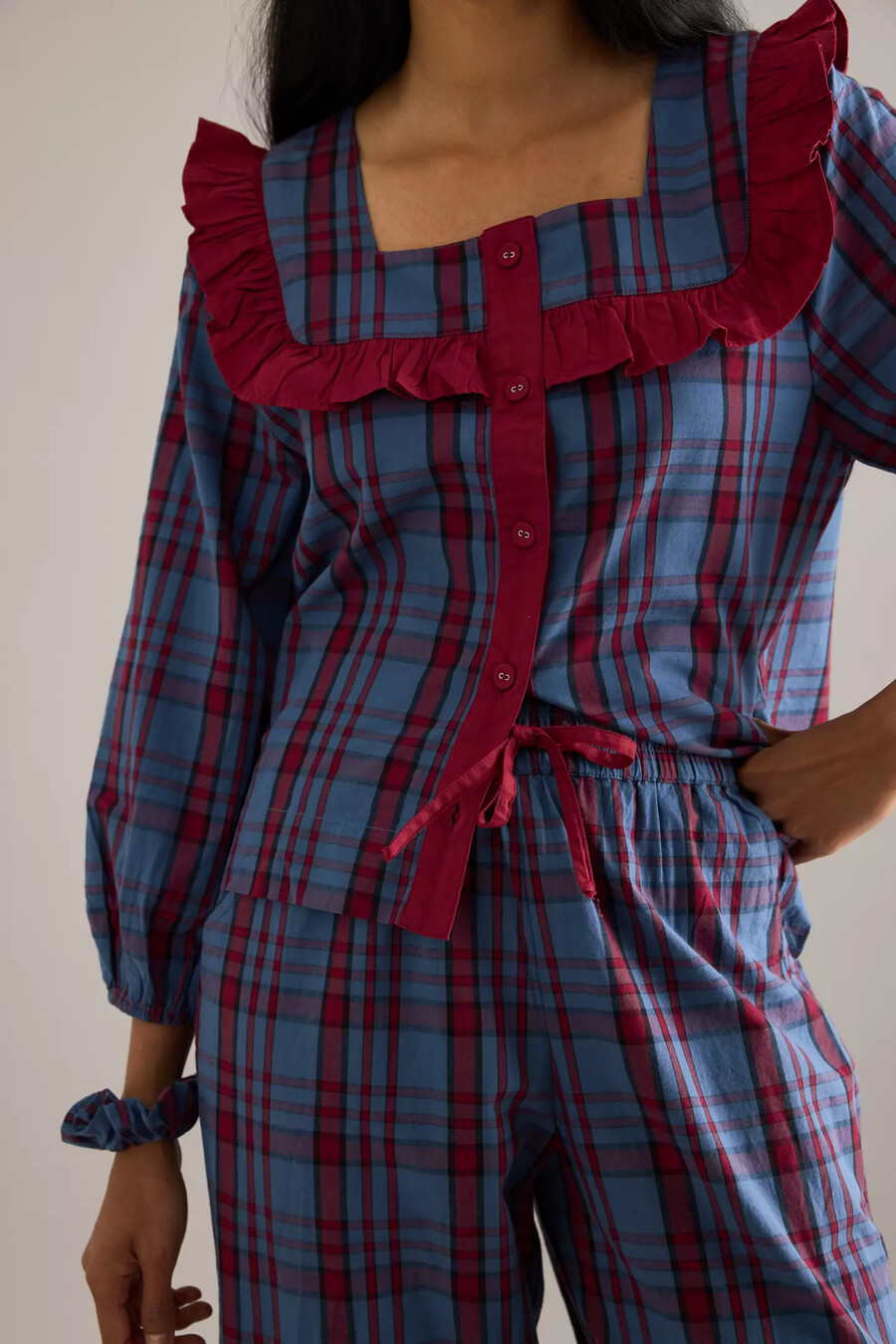 conjunto de pijama con volantes de tartán de tbco
