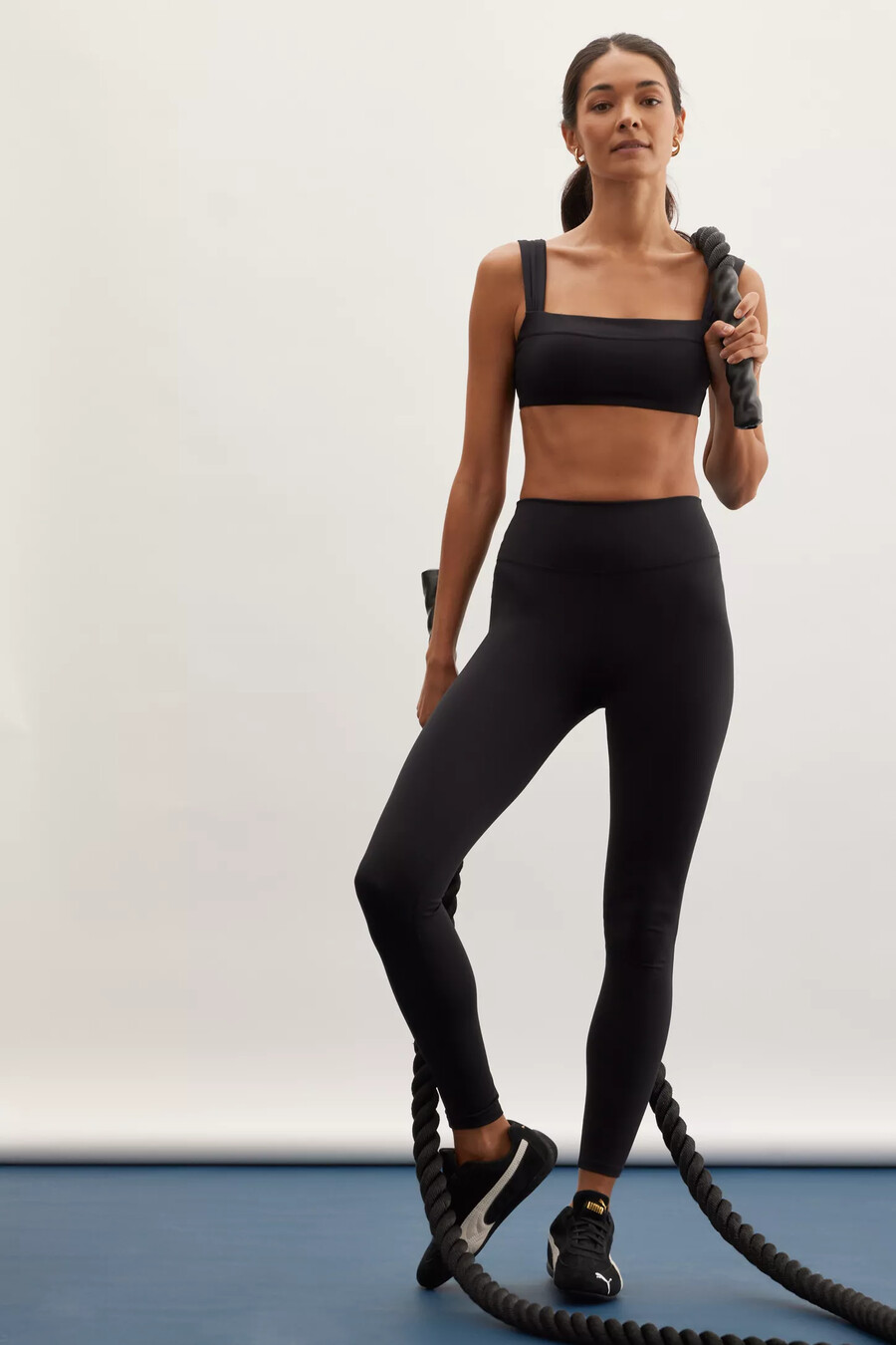 sujetador deportivo tipo bandeau con tirantes fruncidos tala dayflex