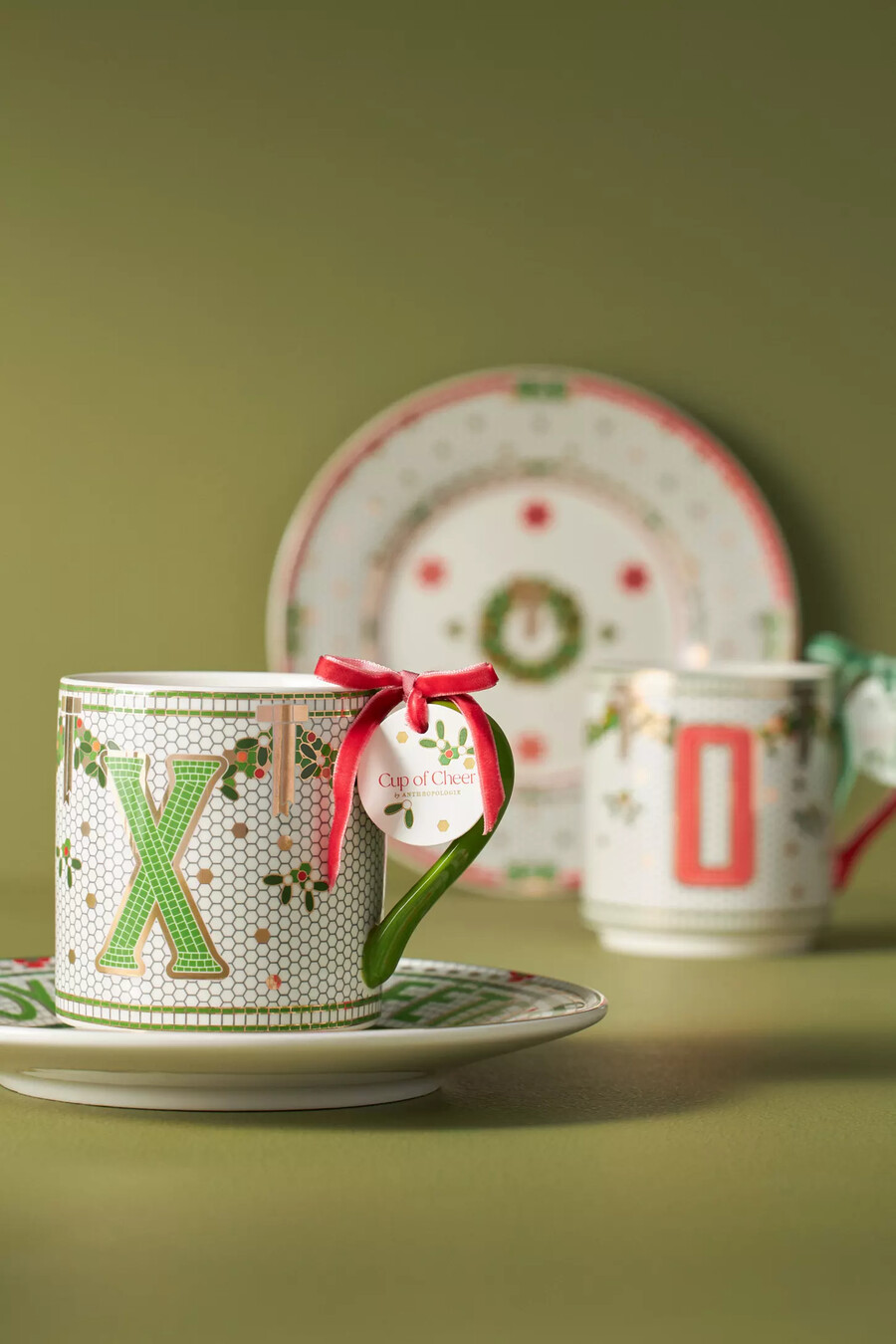 taza con monograma de azulejos de bistró festivo