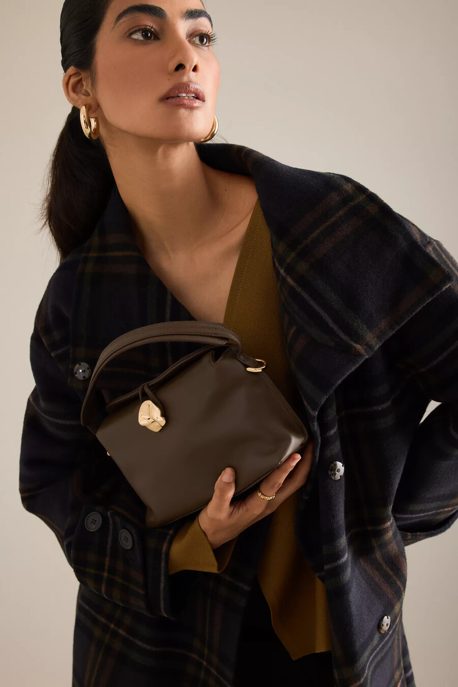 mini bolso bandolera de piel hanna flattered
