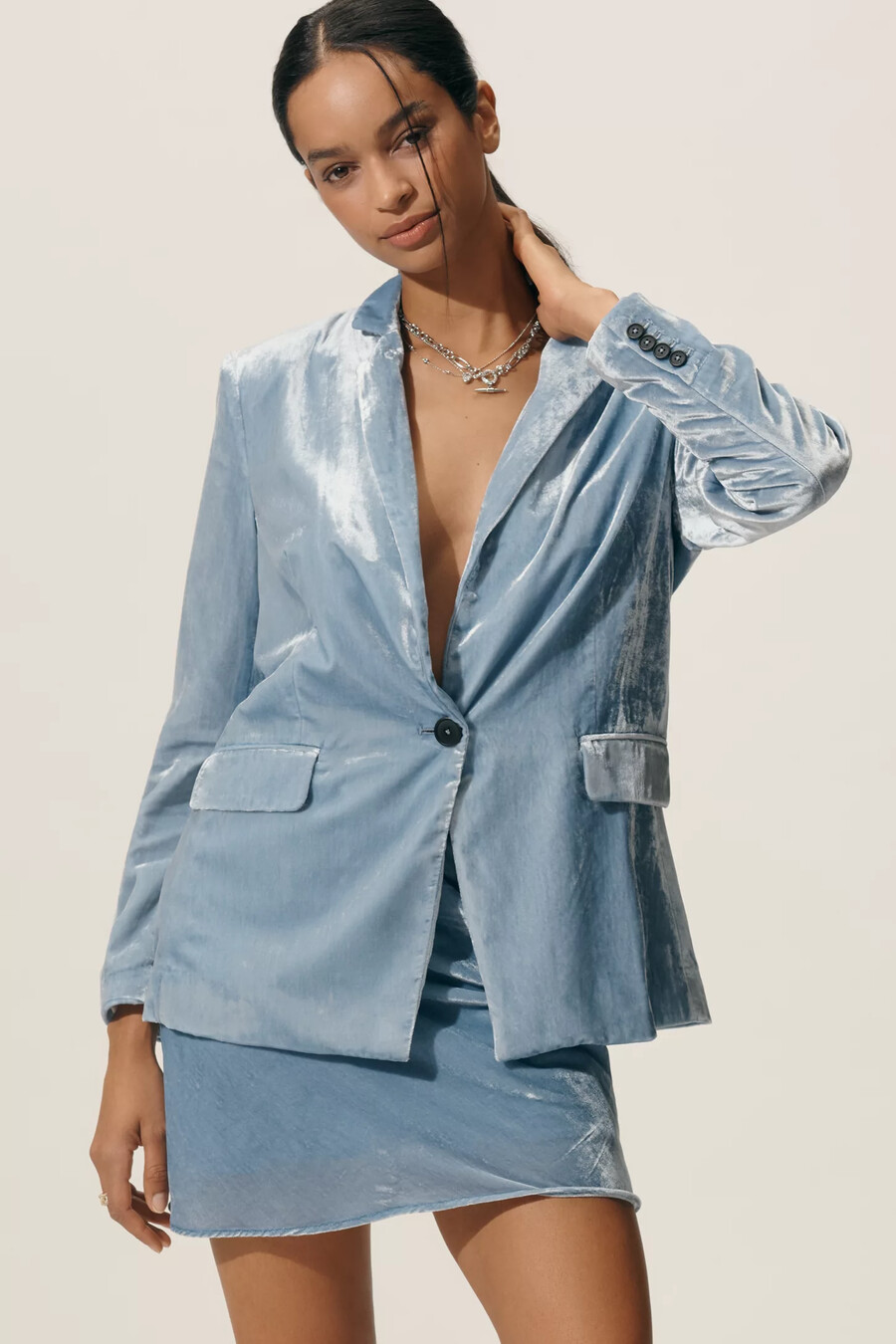 el blazer tessie de maeve edición terciopelo