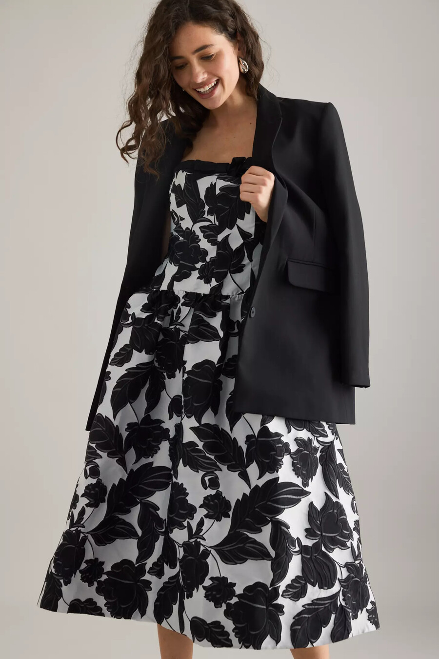 vestido midi de jacquard con cintura caída de maeve