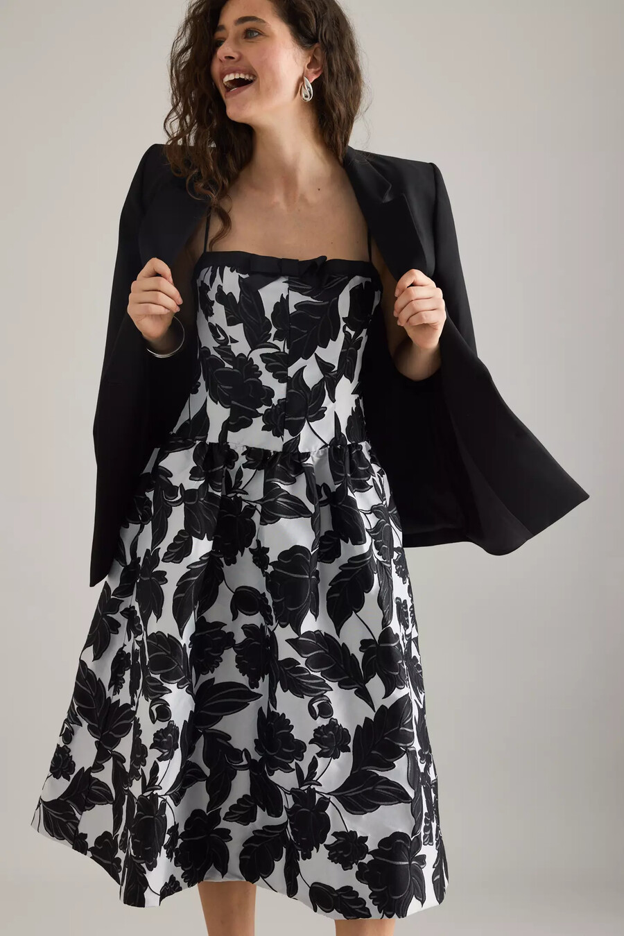 vestido midi de jacquard con cintura caída de maeve