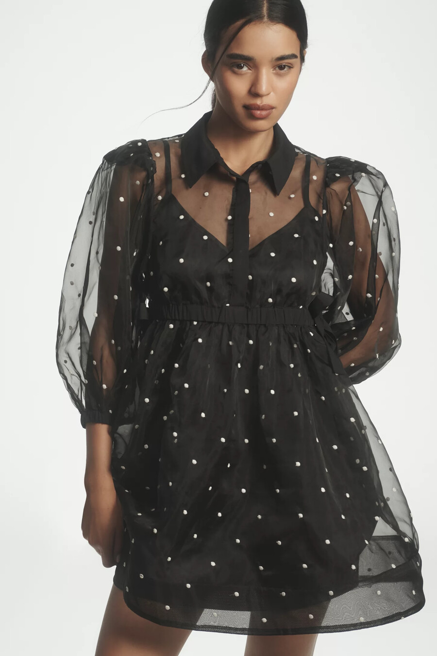 vestido mini babydoll con cuello transparente de maeve