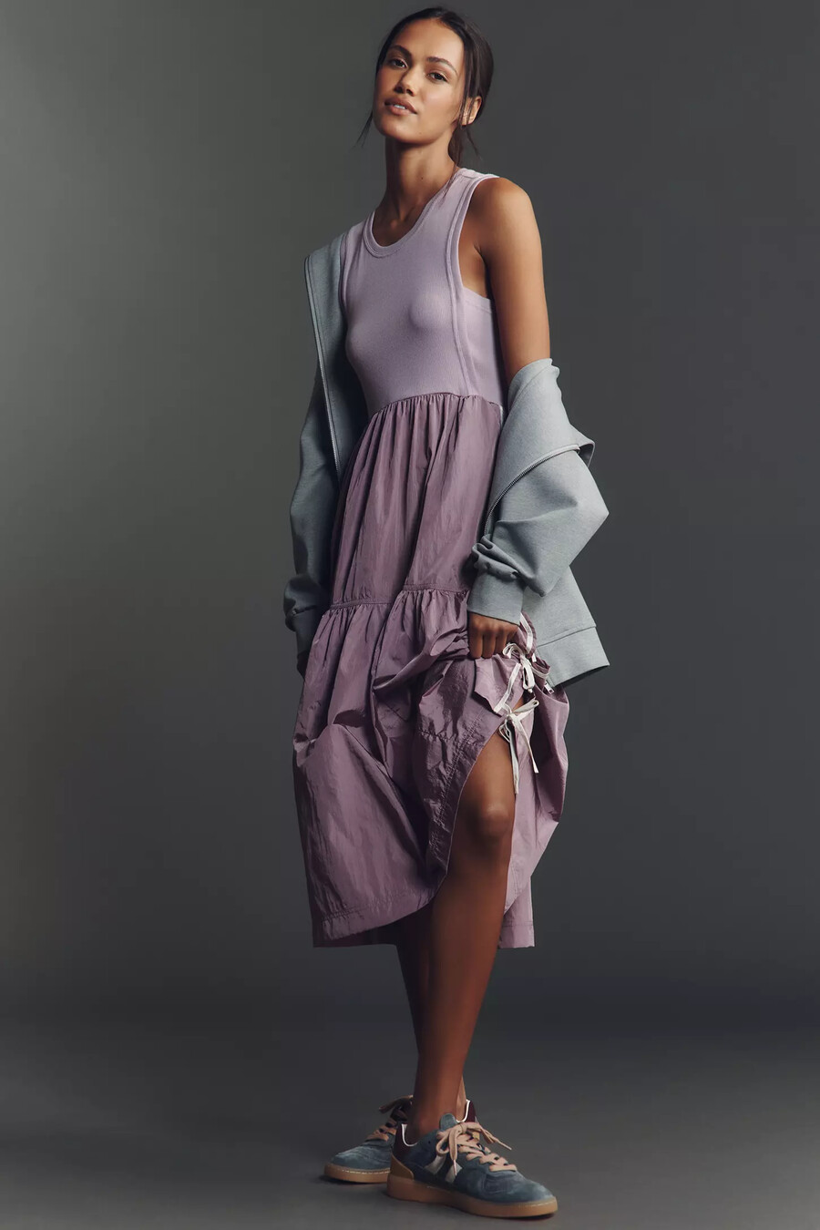 vestido midi sin mangas con lazo de práctica diaria