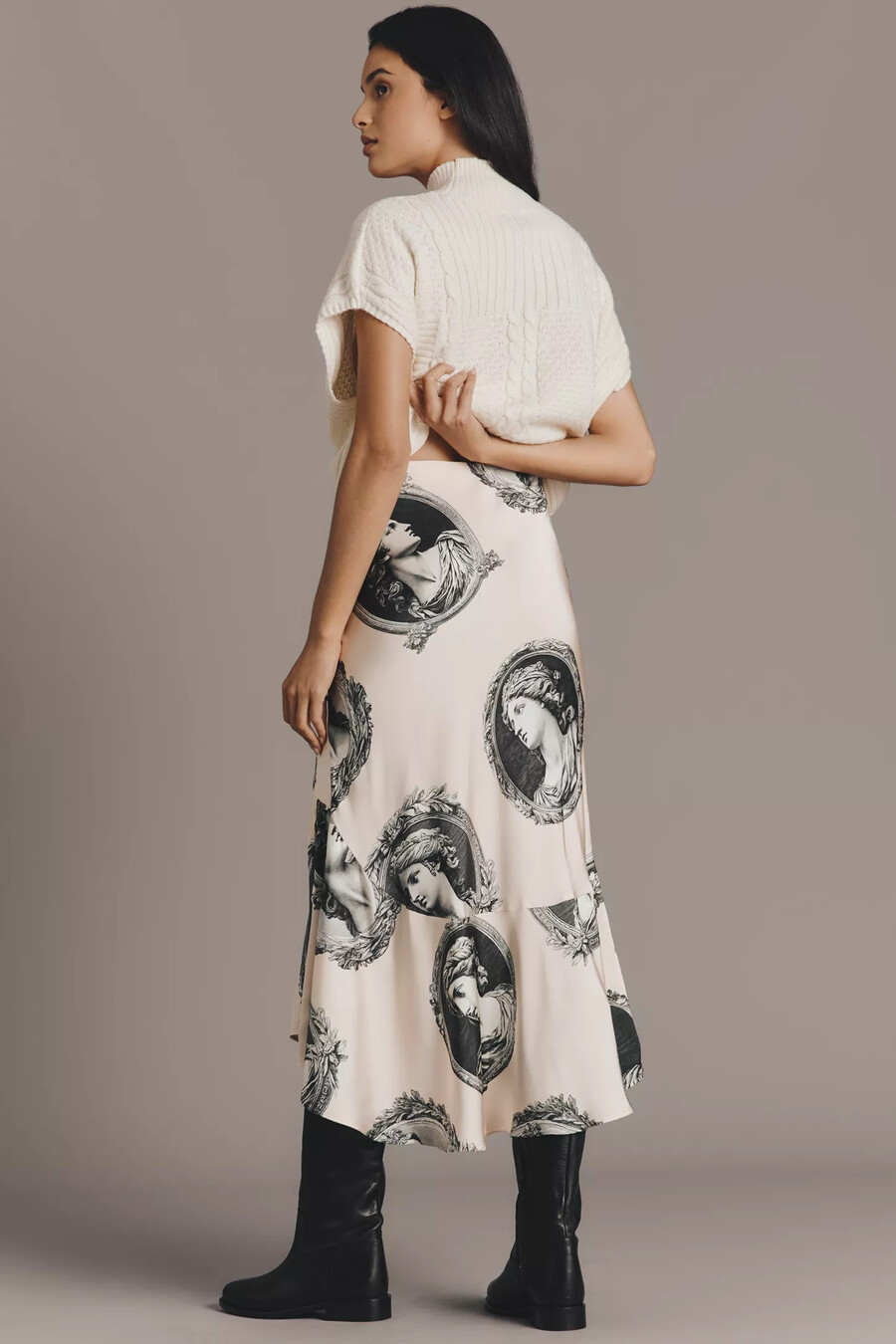 falda midi de satén con corte al bies de maeve