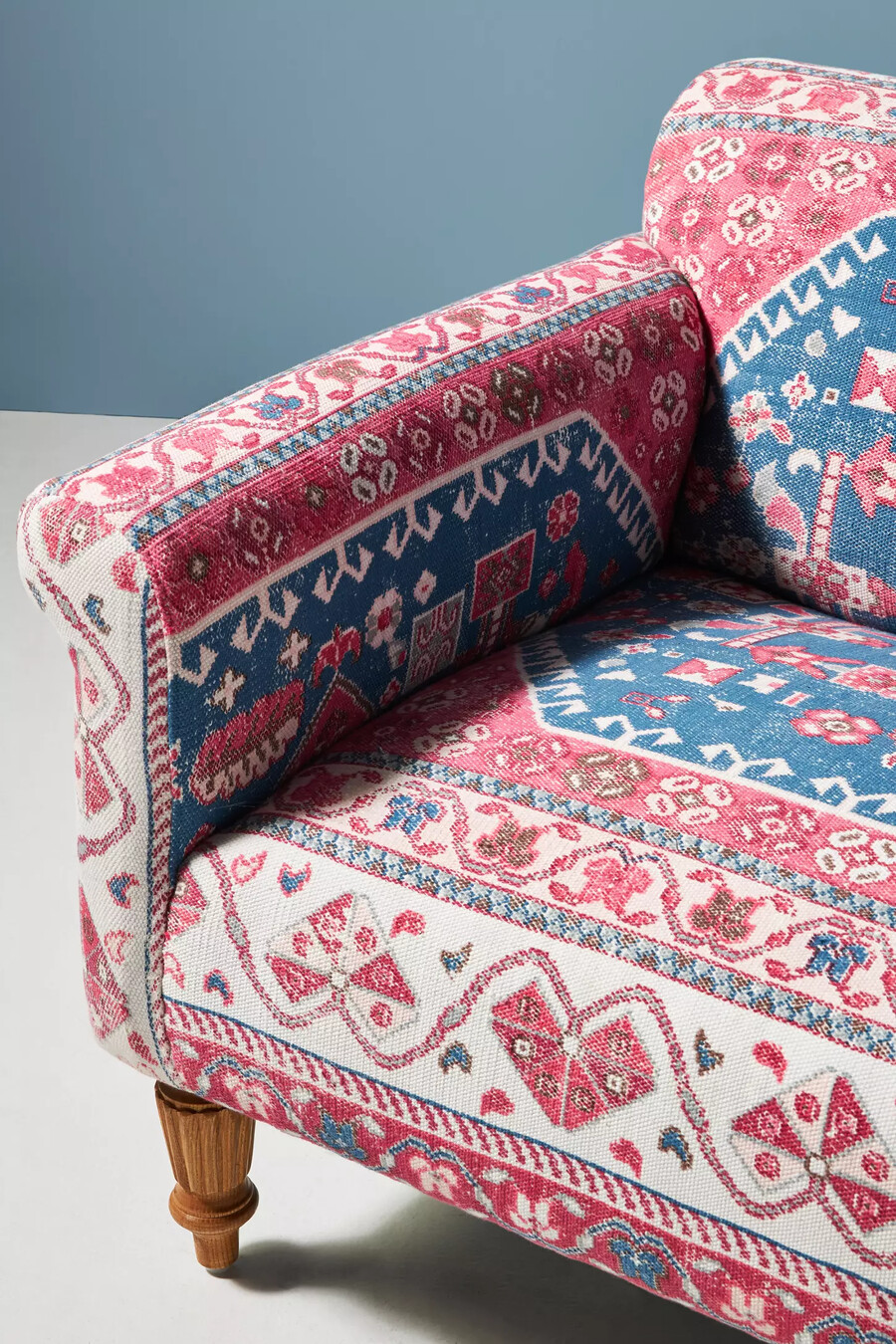 sofá anatolia con estampado de alfombra