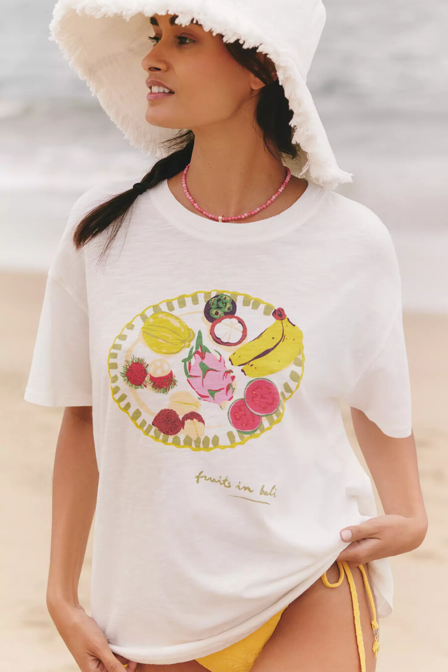 camiseta con diseño gráfico de celandine x agathe marty