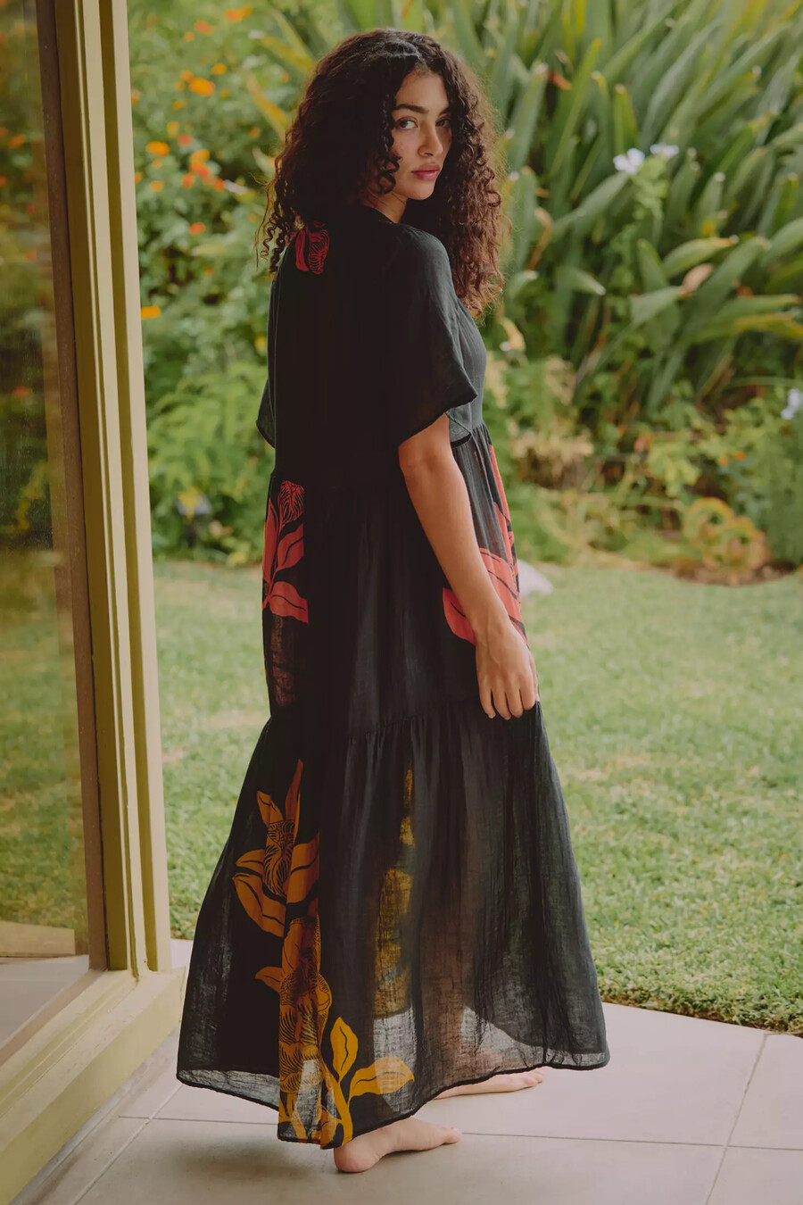 vestido largo fluido kallie de celandine x claire johnson