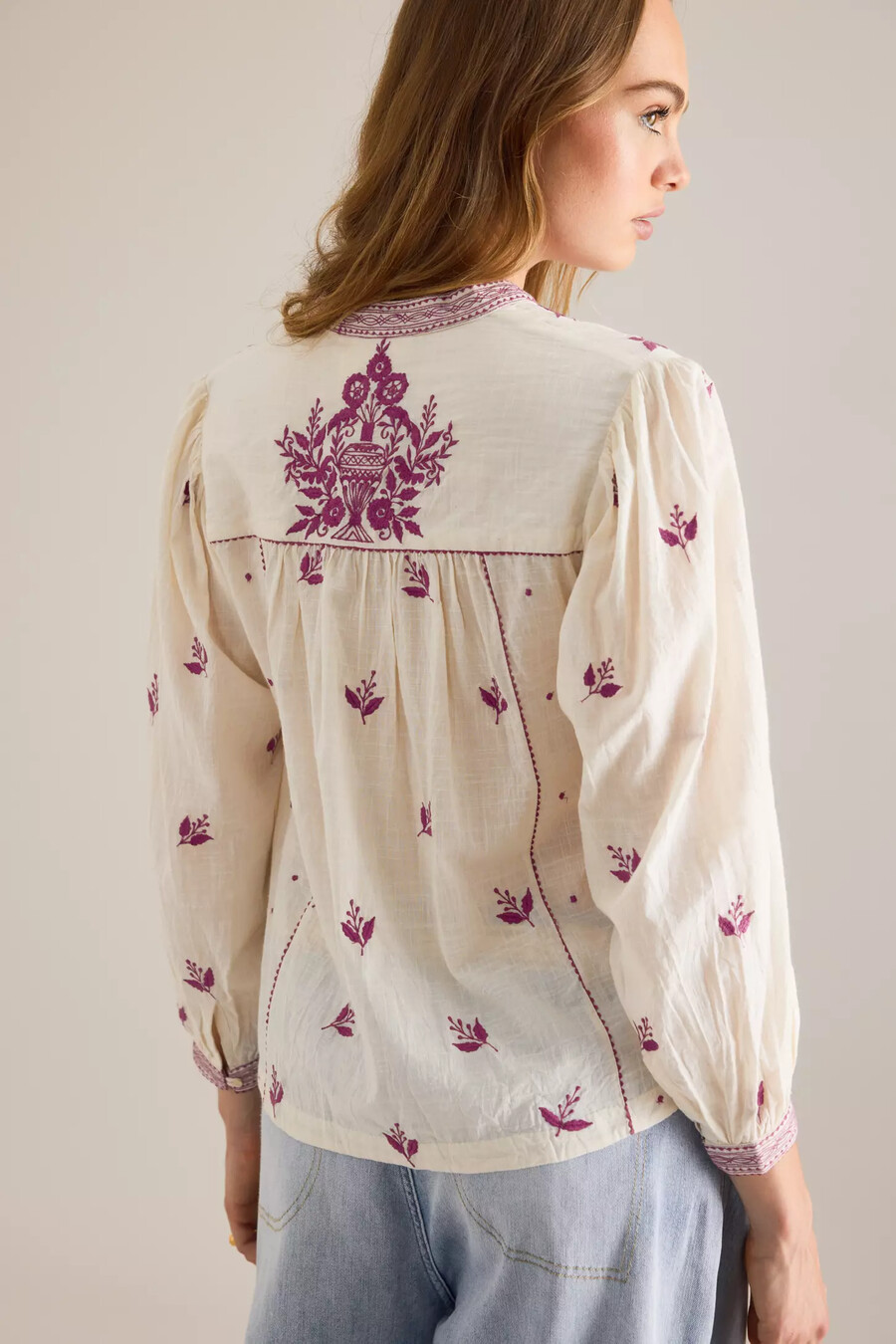 blusa bordada florence de dilli grey