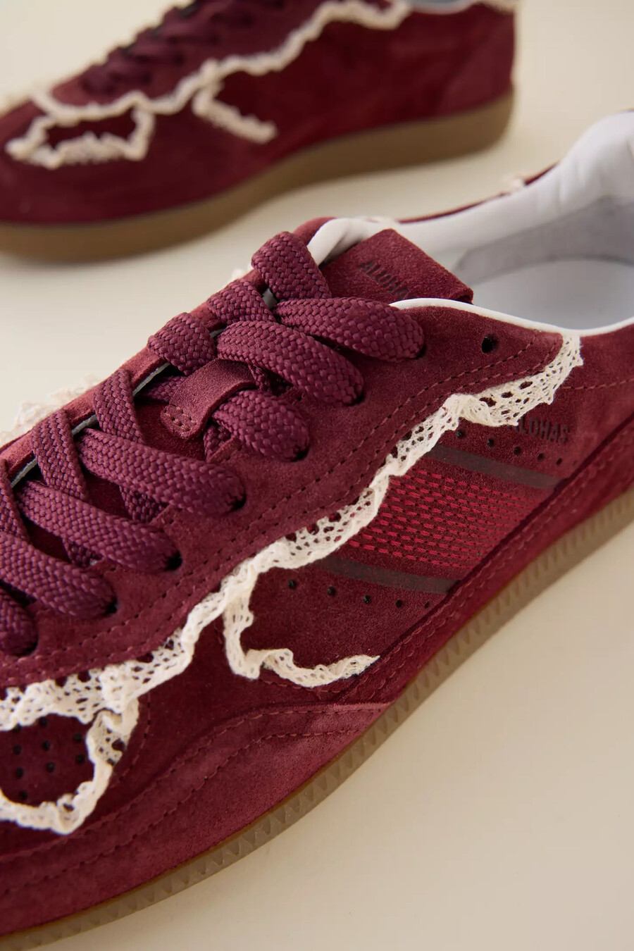 zapatillas deportivas de piel de crochet alohas tb.490 rife