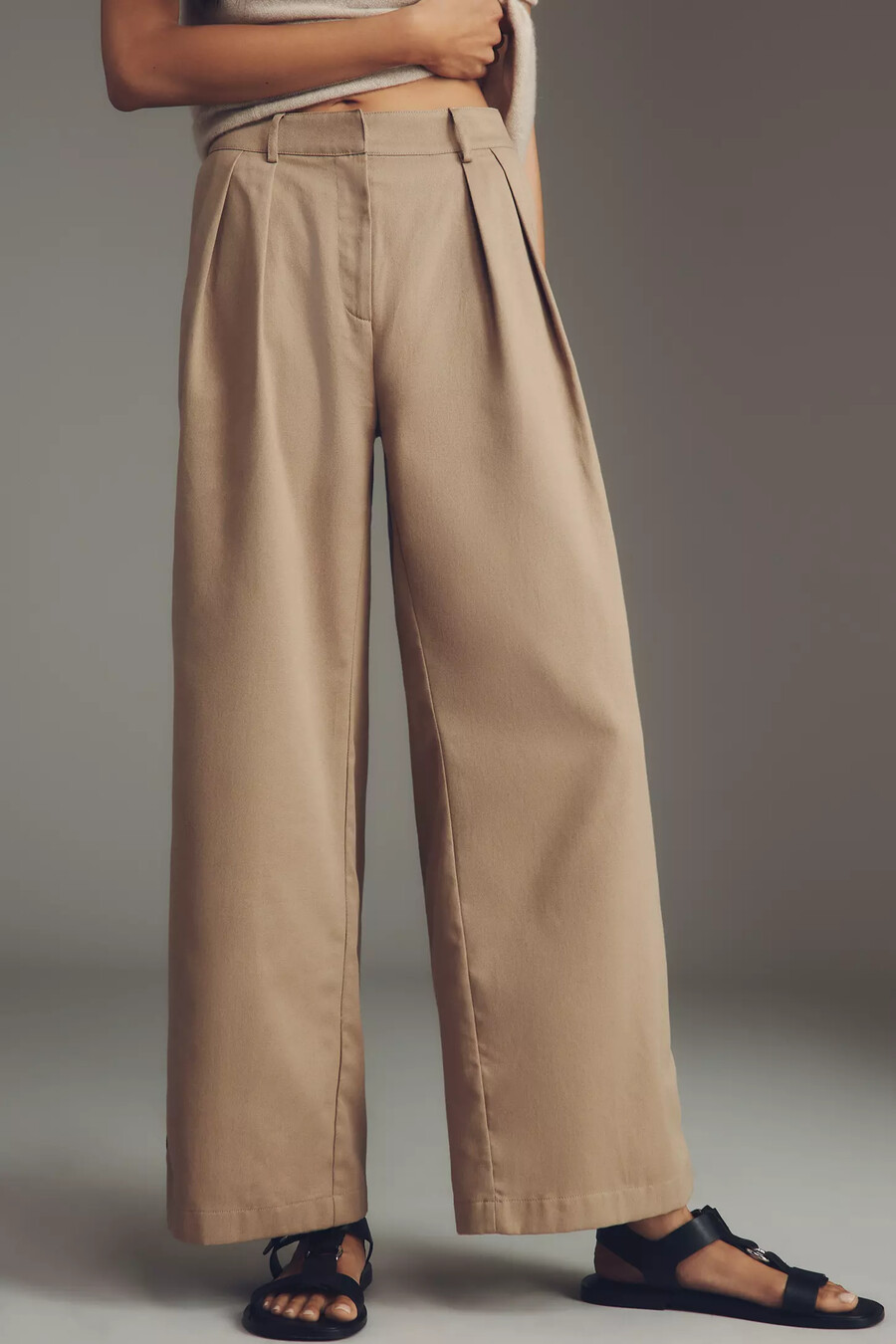 pantalones deportivos plisados maeve