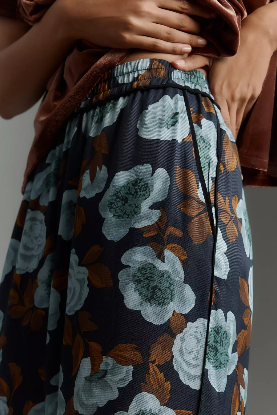 pantalones anchos con estampado brooklin de maeve