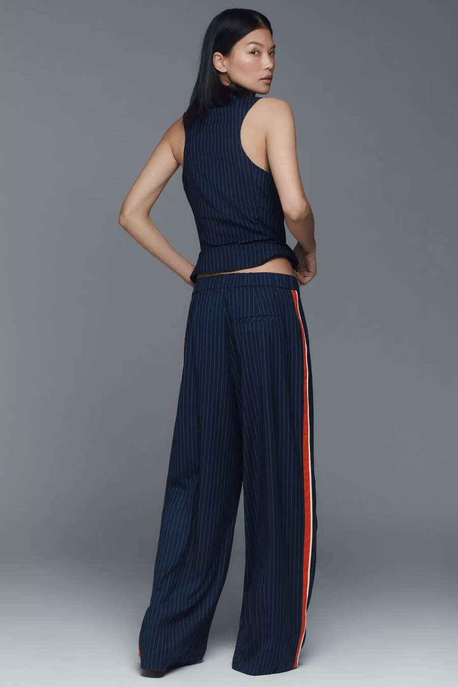 pantalones anchos plisados avery de maeve edición deportiva de raya diplomática