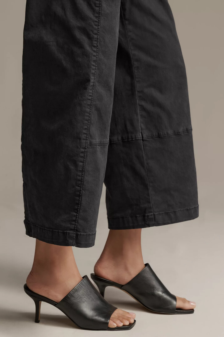 pantalones izzie relaxed pull-on barrel de pilcro edición de sarga