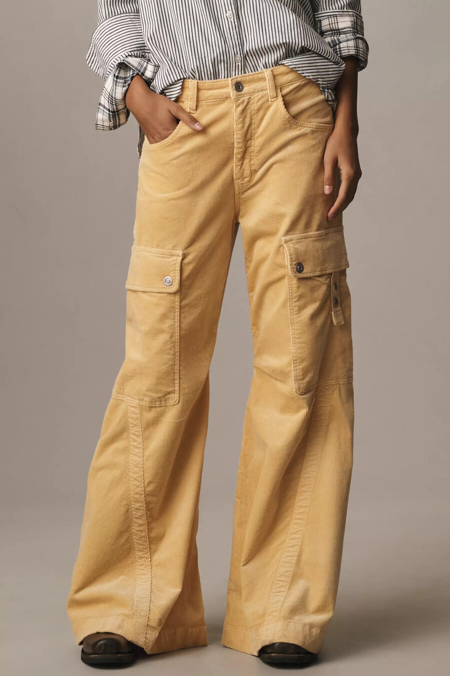 pantalones cargo de pana de felpa pilcro