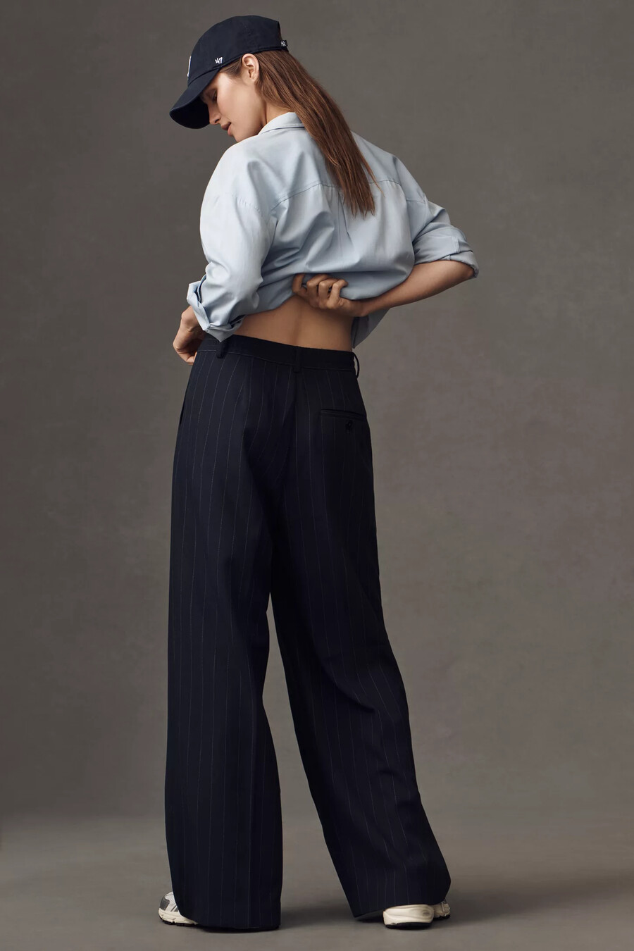 pantalones plisados avery de maeve edición con lazo frontal