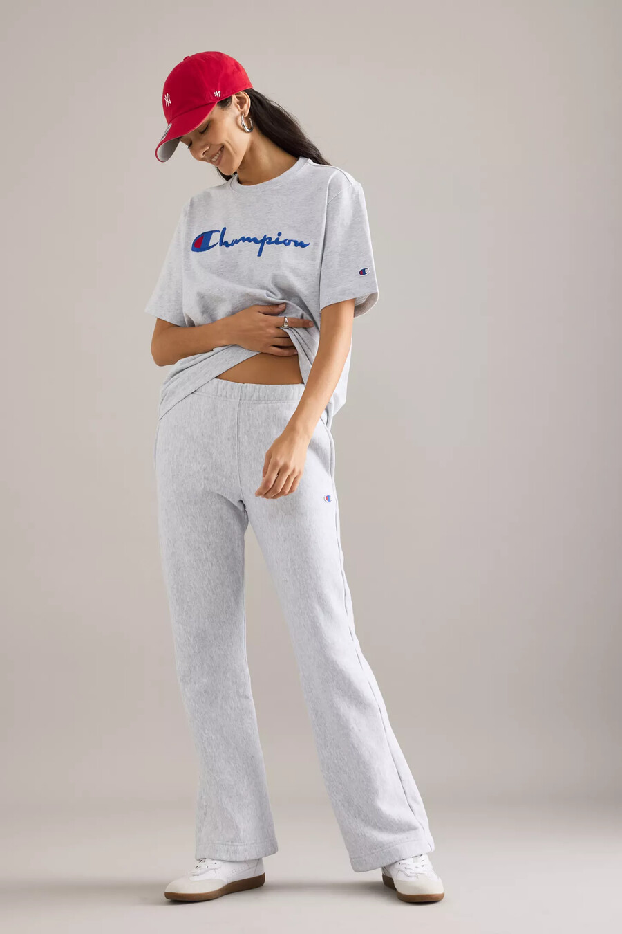 pantalones deportivos acampanados champion