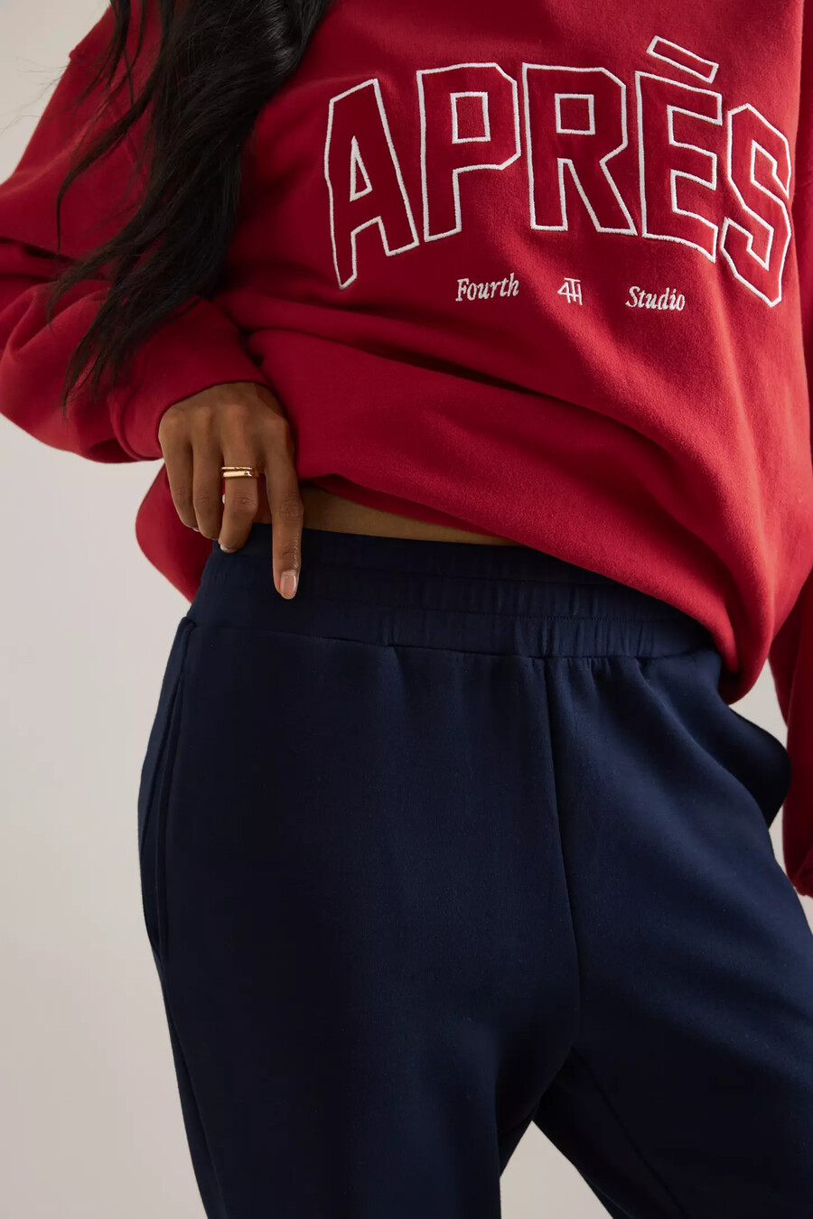 pantalones deportivos varley con puños ajustados