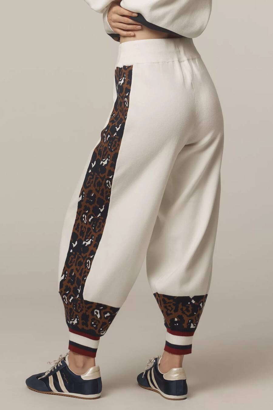 pantalones deportivos con bloques de color para uso diario